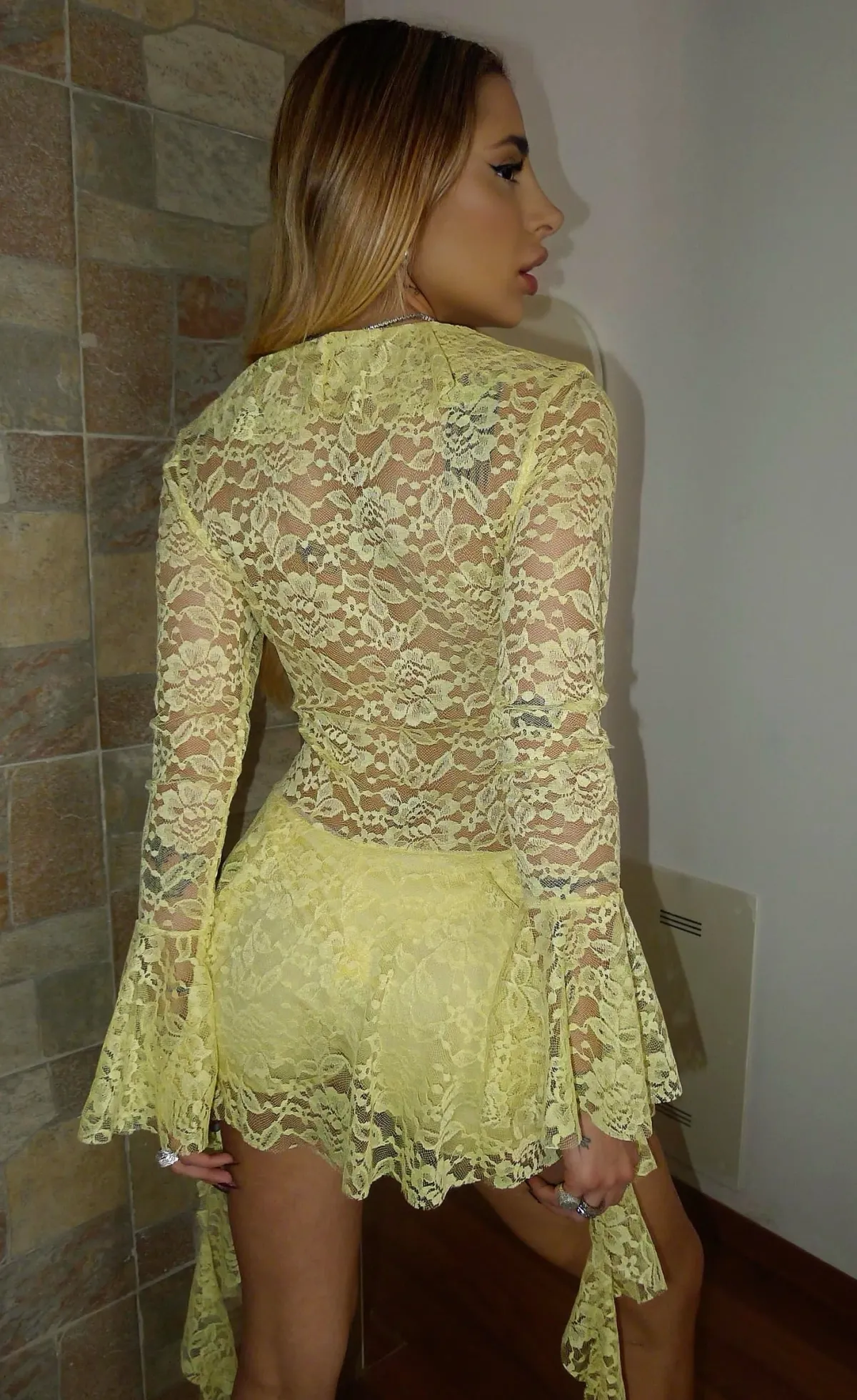 Fashion Abito in pizzo giallo con rouches Abiti