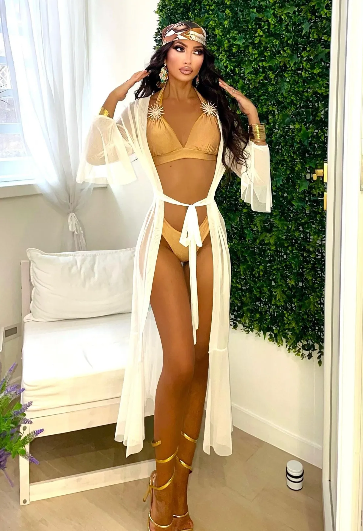 Hot Bikini con sole oro Bikini|Bikini