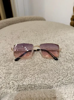 Discount Occhiale slim squadrato rosa stecche oro Occhiali