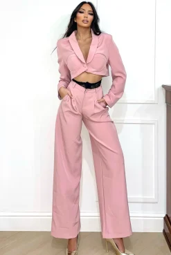 Outlet Tailleur giacca e pantalone rosa con dettaglio nero in pizzo Completi & Tute
