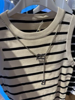 Best Top con catenina B Bluse & Top